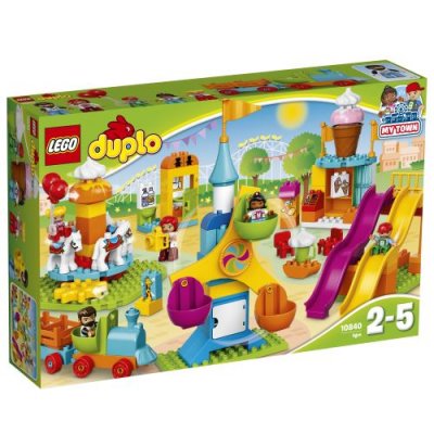 10840 Le parc d'attractions Lego duplo