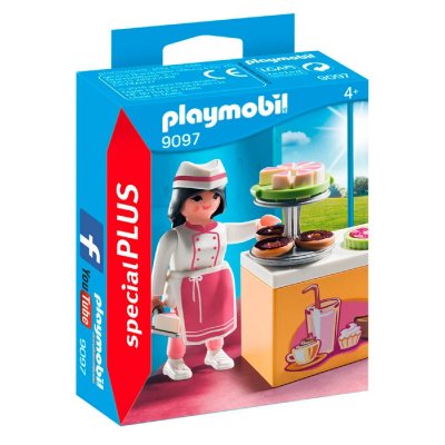 9097 P&acirc;tissi&egrave;re avec g&acirc;teaux