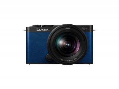 PANASONIC Appareil photo hybride  Lumix S9 Bleu + Optique 20-60mm f/3.5-22 