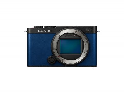 PANASONIC Appareil photo hybride  Lumix S9 Bo&icirc;tier nu Bleu 