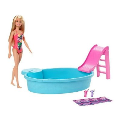 BARBIE  Mobilier  et sa Piscine 