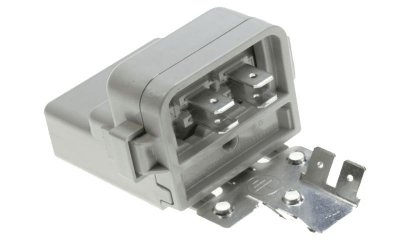 BEKO . FILTRE ANTIPARASITE 0,15MF + 2 X 0,27NF. Ref: 1886870100