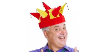 GENERIQUE Bonnet bouffon &agrave; 7 grelots Drapeau de l'Espagne - D&eacute;guisement supporteur espagnol