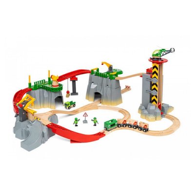 BRIO&reg; Circuit de train montagnes chargement Deluxe 36010