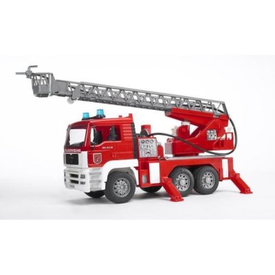 BRUDER  02771 Camion de pompiers Man avec pompe &agrave; eau