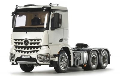 TAMIYA Camion RC &eacute;lectrique Mercedes-Benz Arocs 3363 6x4 56352 kit &agrave; monter 1:14