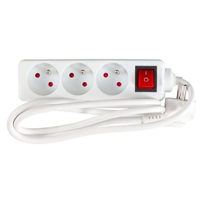 Chacon - Universeel - prise mult.blanc+cord.+ interrupt3x16a. 1.5 m -