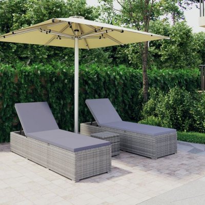 VIDAXL Chaises longues de jardin table &agrave; th&eacute; 3 pcs R&eacute;sine tress&eacute;e Gris