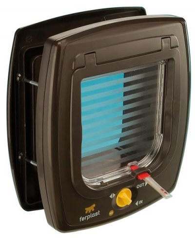 FERPLAST Chati&egrave;re magn&eacute;tique pour chats Swing 7 Marron