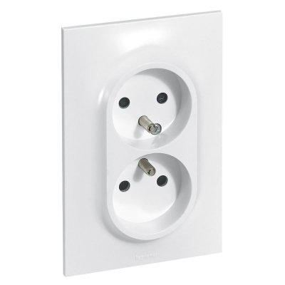 LEGRAND Double prise de courant avec terre Neptune - 16A - 1 poste - blanc