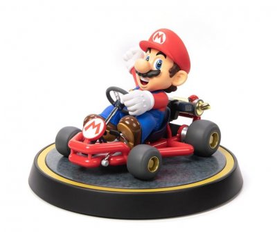 First 4 Figures Figure Mario Kart Pvc Mario Standard Edition 19 Cm