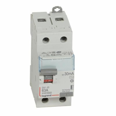LEGRAND Interrupteur diff&eacute;rentiel - 63A - 30mA - Type AC - 230V - Vis/vis - Haut/bas