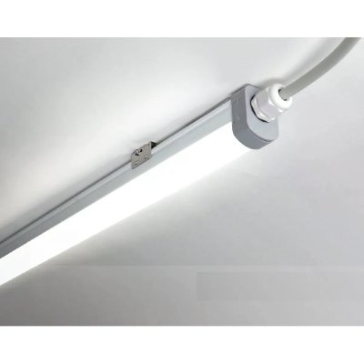 LEDVANCE  4058075066519 Lampe pour pi&egrave;ces humides, Polycarbonate (PC), 50 W, Blanc