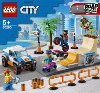 LEGO City 60290 Le skatepark 