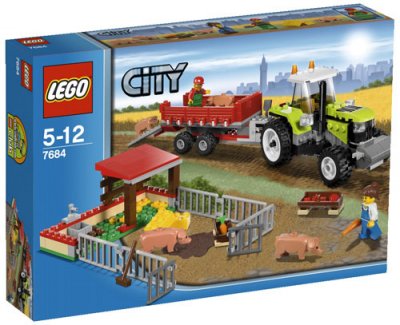Lego City - La Porcherie Et Le Tracteur - 7684