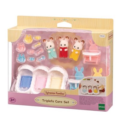 SYLVANIAN FAMILIES Les tripl&eacute;s lapin chocolat et leurs accessoires 
