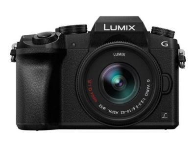 PANASONIC Lumix DMC-G70KA-EGK Appareil Photo 16 MP 3x Zoom Optique 4K LCD MOS Sans Miroir Noir