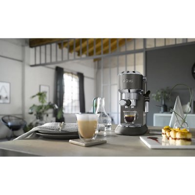 DELONGHI Machine &agrave; Expresso De'Longhi Dedica EC785.GY Gris m&eacute;tallique