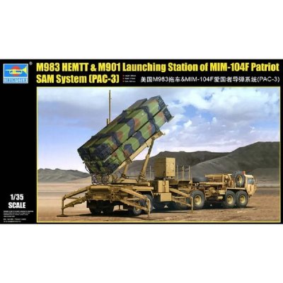 TRUMPETER Maquette  M983 et M901 HEMTT Lancement de la station-104F Pat