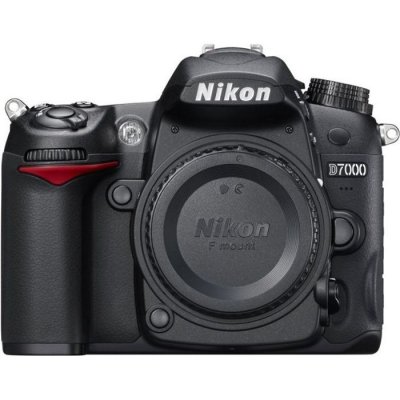 NIKON  D7000 noir - tr&egrave;s bon &eacute;tat