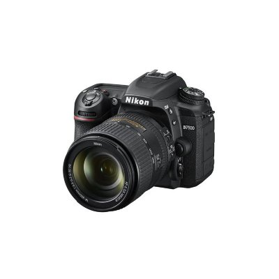 NIKON  PACK D7500 + 18-300 f/3.5-6.3 VR