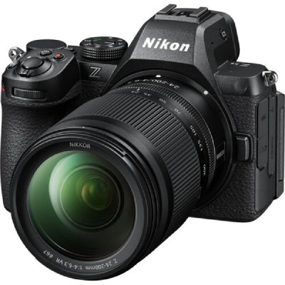 NIKON  Z5 II + Z 24-200mm f/4-6.3 S Garanti 3 ans 