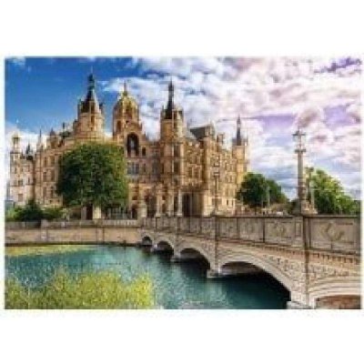  Puzzle Castle on the Island Trefl