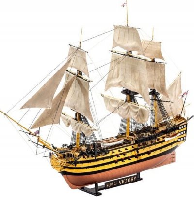 REVELL  maquette de bateau HMS Victory 40 cm 261 pi&egrave;ces