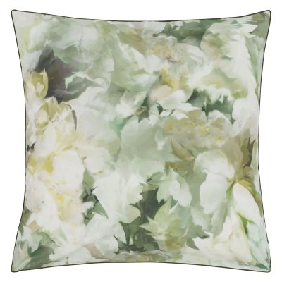 DESIGNERS GUILD Taie d'oreiller imprim&eacute;e en percale de coton, Fleurs de Jour Celadon