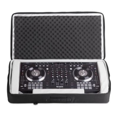 UDG  GEAR U7103BL Urbanit&eacute; Housse Pour Contr&ocirc;leur MIDI Noir Tr&egrave;s Grand