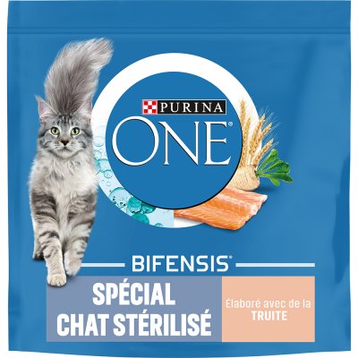 PURINA ONE 2x1,5kg Chat st&eacute;rilis&eacute; truite bl&eacute;  - Croquettes pour chat
