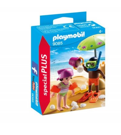 9085 Enfants et ch&acirc;teaux de sable