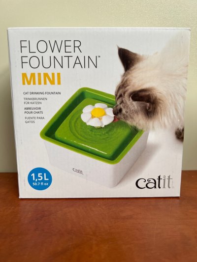 CATIT Abreuvoir  2.0 MINI - 1 abreuvoir  2.0 MINI avec fleur