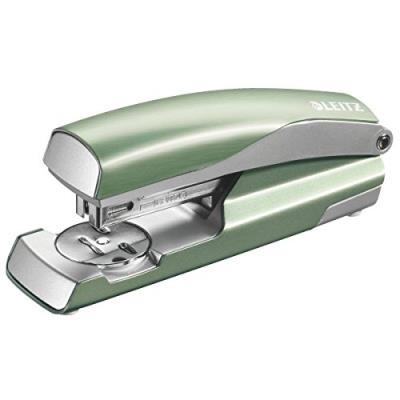 LEITZ Agrafeuse de bureau  style m&eacute;tal bross&eacute; vert - capacit&eacute; 30 feuilles - vert - 