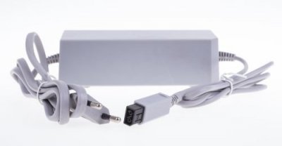 Alimentation secteur FREAKS AND GEEKS pour Nintendo Wii