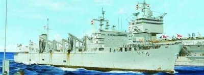 TRUMPETER Aoe Fast Combat Support Ship-uss Detroit - 1:700e - 