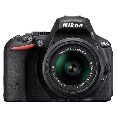 NIKON APN R&eacute;flex D5500 + AF-S DX NIKKOR 18-55mm - VBA440K001