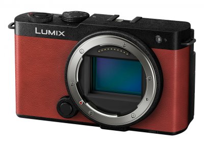 PANASONIC Appareil photo hybride  Lumix S9 Bo&icirc;tier nu Rouge 