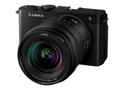 PANASONIC Appareil photo hybride  Lumix S9 Noir + Optique 20-60mm f/3.5-22 