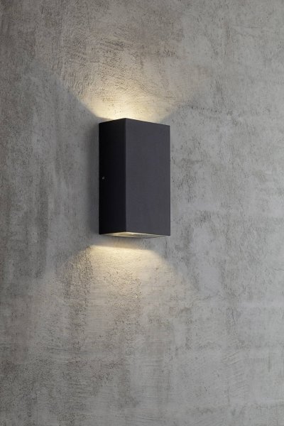 NORDLUX Applique d'ext&eacute;rieur LED Rold, forme angulaire