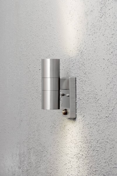 KONSTSMIDE Applique murale ext&eacute;rieure avec d&eacute;tecteur de mouvements  Modena 70 W acier inoxydable