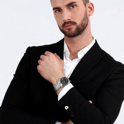 MASERATI Attrazione Montre Homme, Temps et Date, Analogique - 43mm