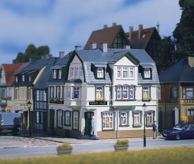 AUHAGEN  - 12255 - Mod&eacute;lisme Ferroviaire - B&acirc;timent - Maison D'Angle