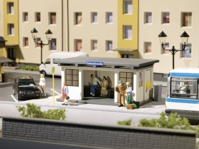 AUHAGEN  2 abris Bus H0 2 11419