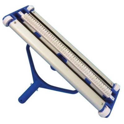 POOLSTYLE Balai de fond rigide - PROQUISWIM - BLUE POINT COMPANY - Adaptation tuyau 1 1/2 - Fixation clip 