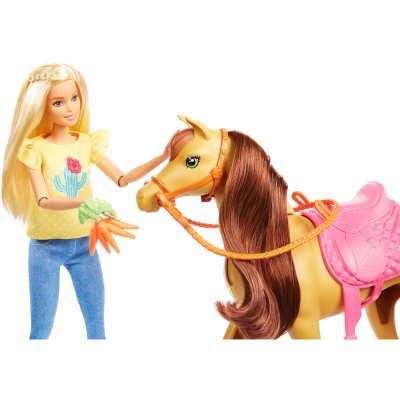 BARBIE  Coffret  et Chelsea Amies des Chevaux 