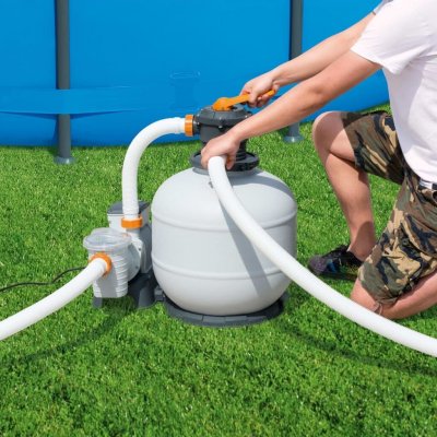 2N Bestway Syst&egrave;me de filtre &agrave; sable Flowclear avec minuterie 8,327 l / h
