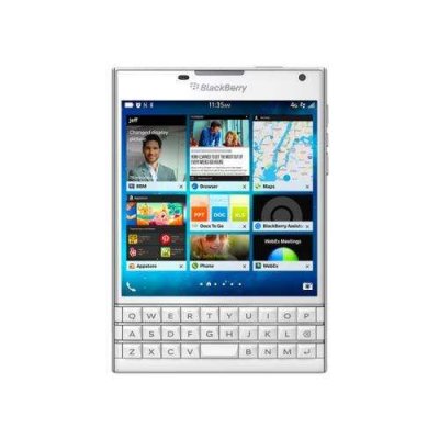 BLACKBERRY  Passport -blanc Blanc