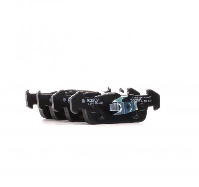 BOSCH  Jeu de plaquettes de frein avant 0 986 494 697 DACIA SANDERO