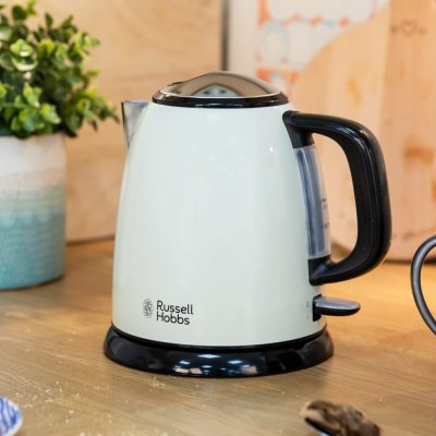 RUSSELL HOBBS Bouilloire sans fil 1l 2400w cr&egrave;me - 24994-70 24994-70